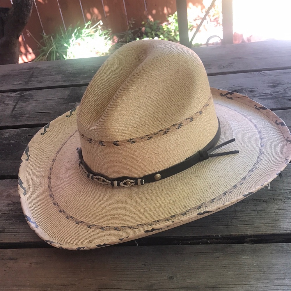 Linea de Oro Wide Brim Ladies hat